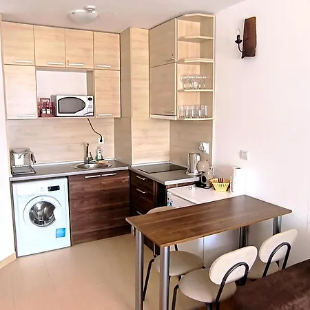 Apartman Belvedere H104-300 Meters From The Gondola Banszko
